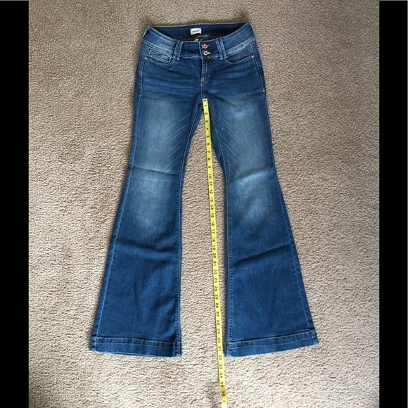 Brand New ✨ The Bailey Flare Jeans ✨ - Picture 5 of 6